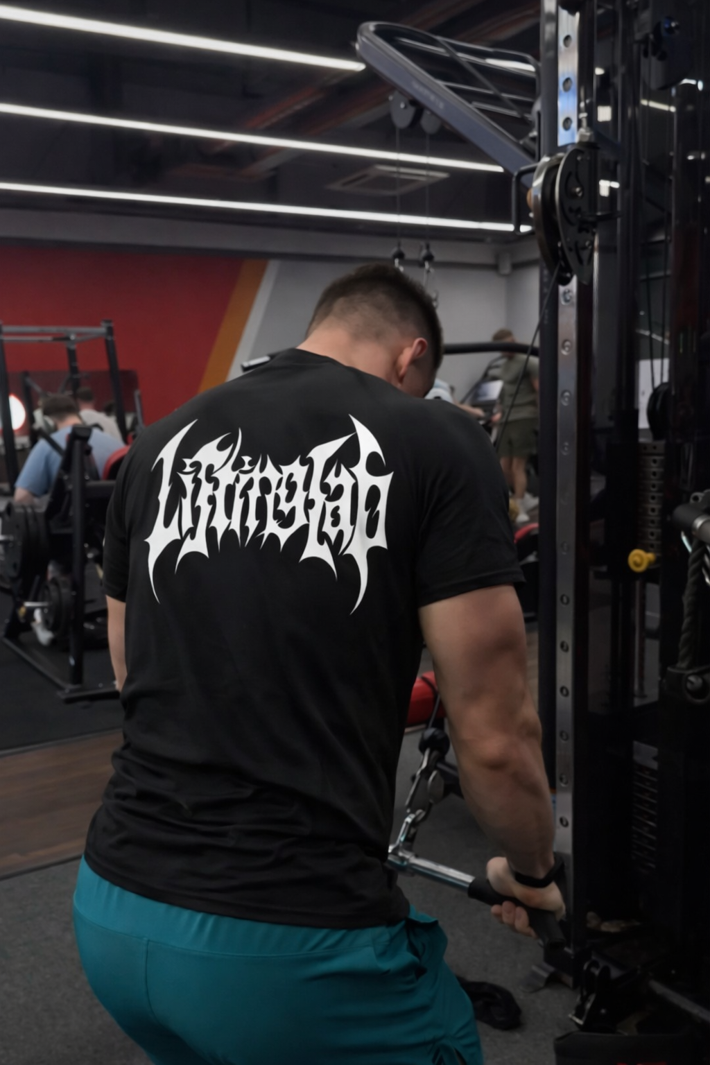 UNHINGED TEE